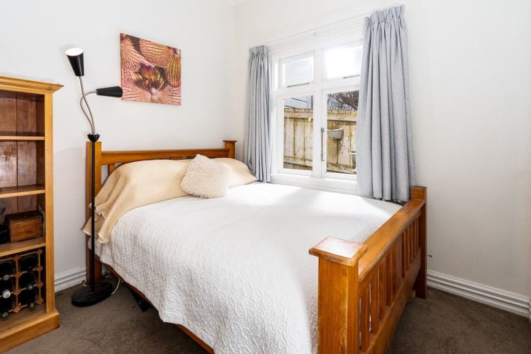 Photo of property in 24 Charlotte Avenue, Brooklyn, Wellington, 6021