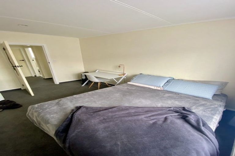 Photo of property in 5 Kairanga Crescent, Wainuiomata, Lower Hutt, 5014