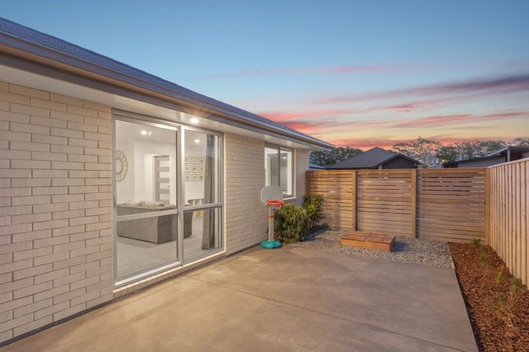 Photo of property in 16 Croydon Street, Woodend, 7610