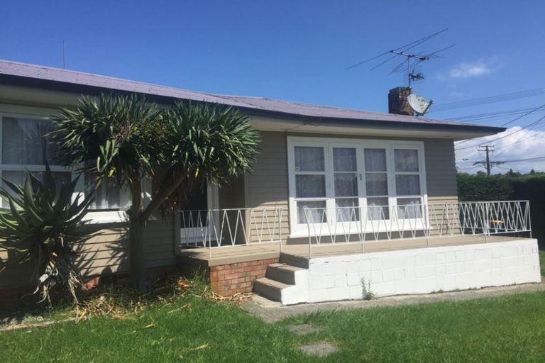 Photo of property in 189 Birkdale Road, Birkdale, Auckland, 0626
