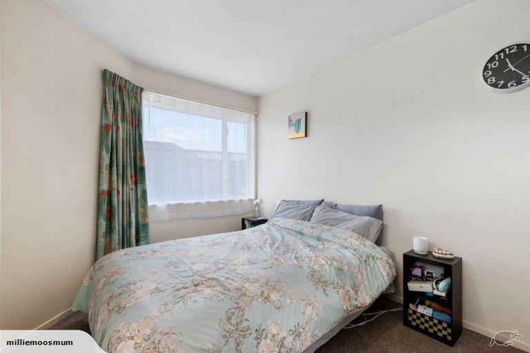 Photo of property in 17e Division Street, Riccarton, Christchurch, 8041