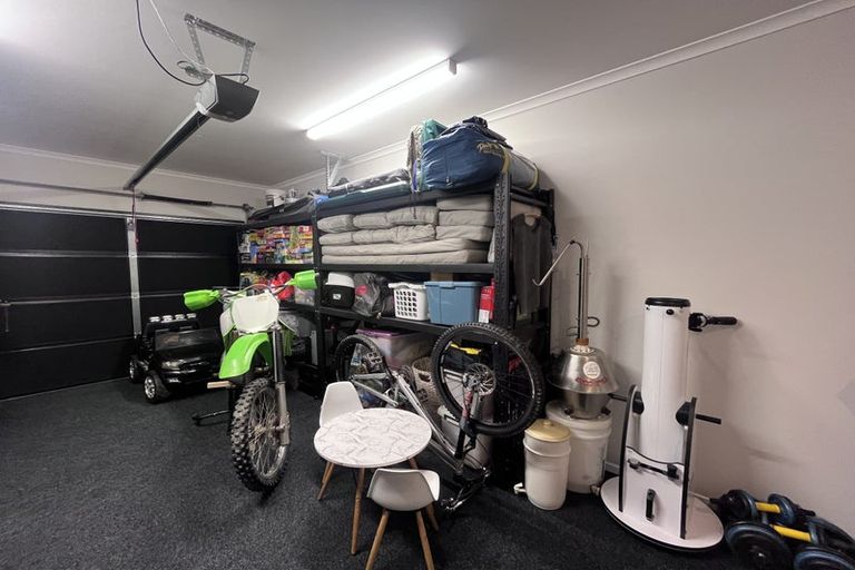 Photo of property in 8 Balmerino Lane, Wallaceville, Upper Hutt, 5018