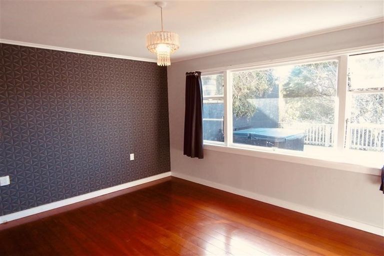 Photo of property in 73 Mill Road, Lower Vogeltown, New Plymouth, 4310