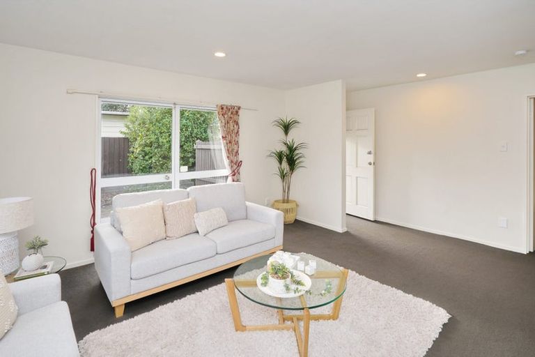 Photo of property in 2/288 Pine Avenue, South New Brighton, Christchurch, 8062