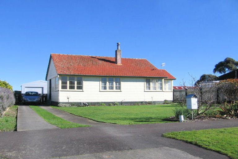 Photo of property in 20 Thames Street, Roslyn, Palmerston North, 4414