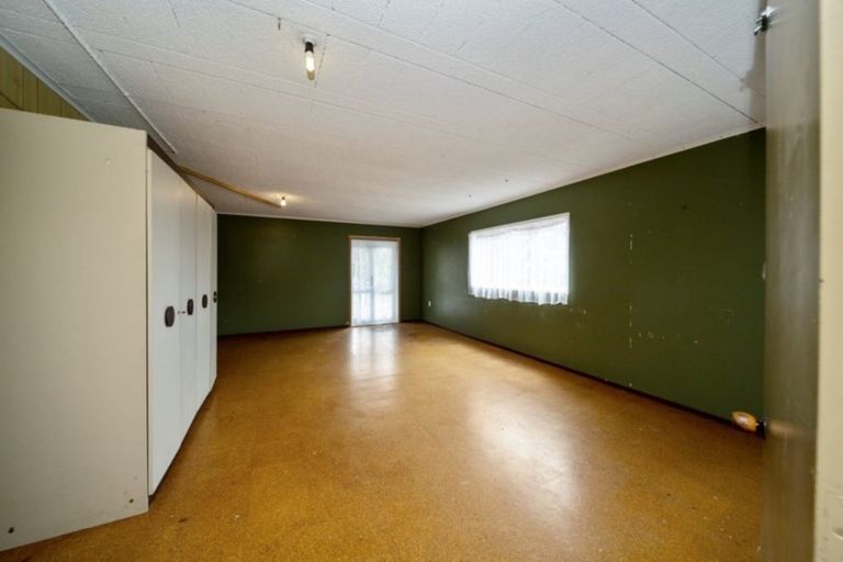 Photo of property in 12 Te Ngaere Place, Merrilands, New Plymouth, 4312