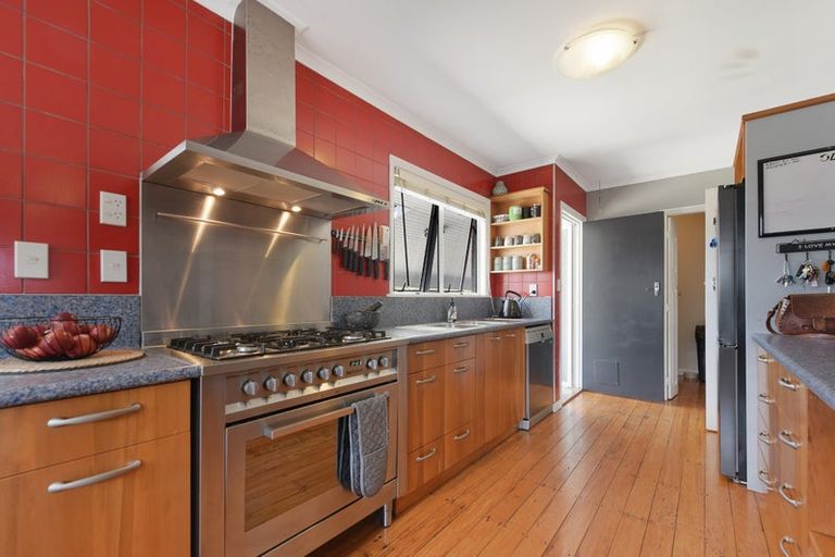 Photo of property in 45 Roto Street, Tahunanui, Nelson, 7011