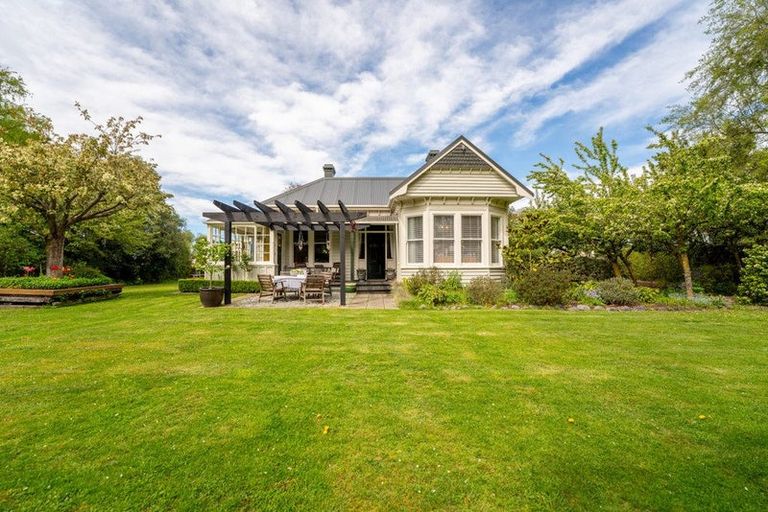 Photo of property in 22 Mckenzie Street, Geraldine, 7930