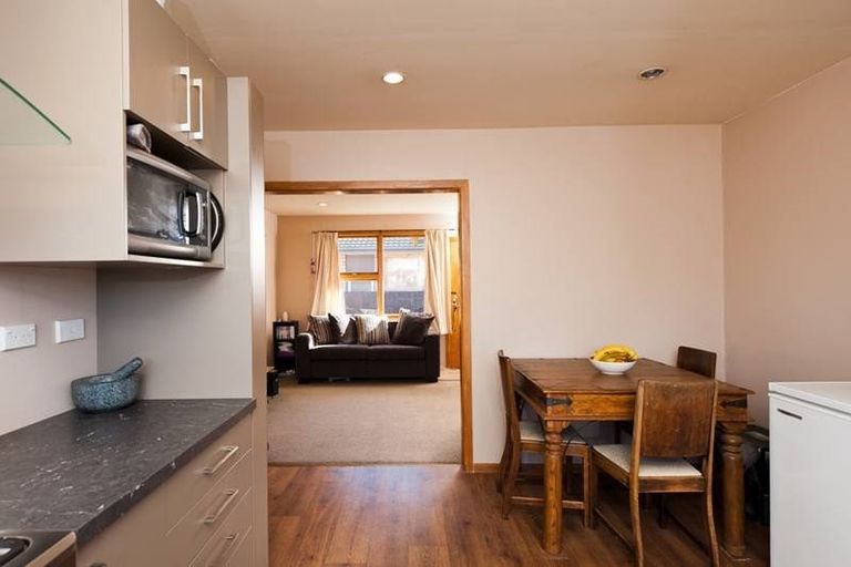 Photo of property in 2/67 Trafalgar Street, St Albans, Christchurch, 8014