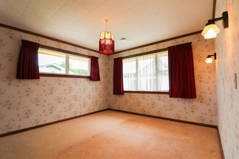 Photo of property in 3 Mckenzie Street, Geraldine, 7930