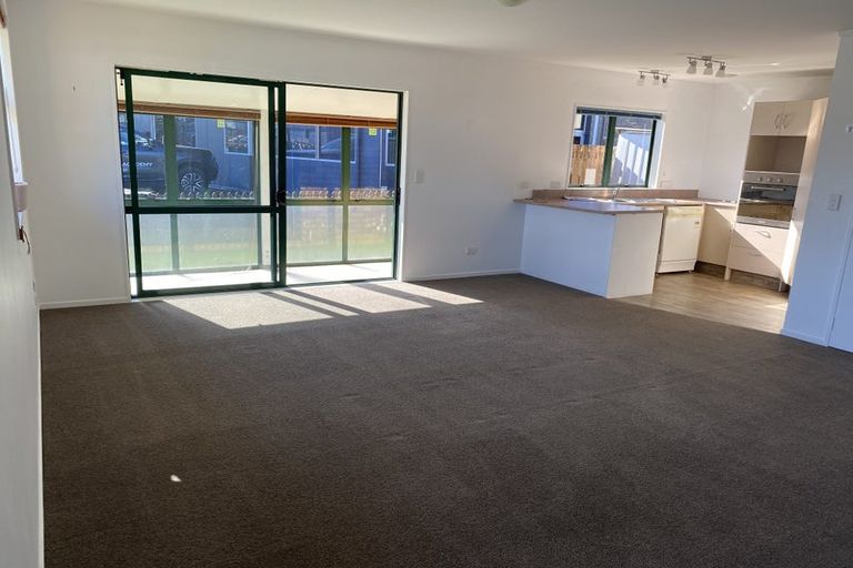 Photo of property in 22 Milicich Place, Cambridge, 3434