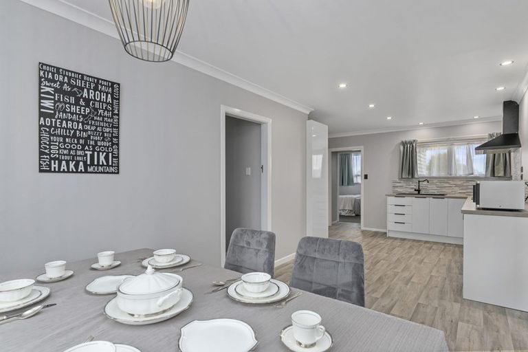 Photo of property in 5 Tarapunga Place, Tokoroa, 3420