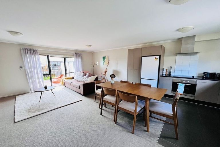 Photo of property in St Claire Village, 221/172 Mcleod Road, Te Atatu South, Auckland, 0610