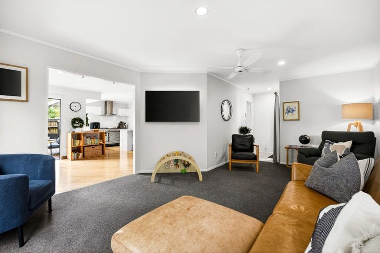 Photo of property in 15 Harvest Drive, Henderson, Auckland, 0612