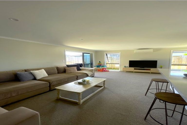 Photo of property in 9 Sabre Street, Papamoa Beach, Papamoa, 3118