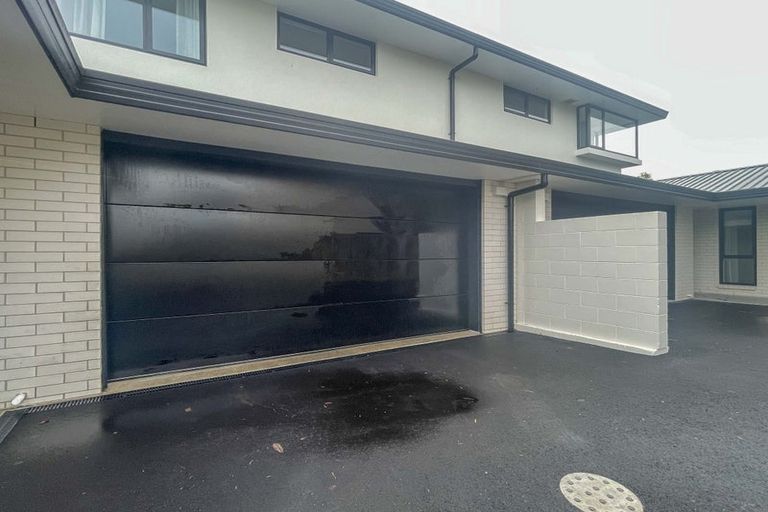 Photo of property in 8a Roa Road, Fendalton, Christchurch, 8041