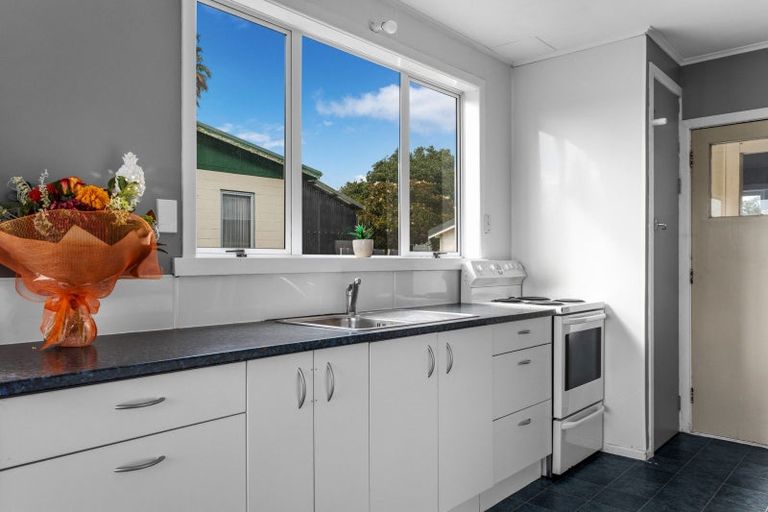 Photo of property in 6 Rimu Street, Edgecumbe, 3120