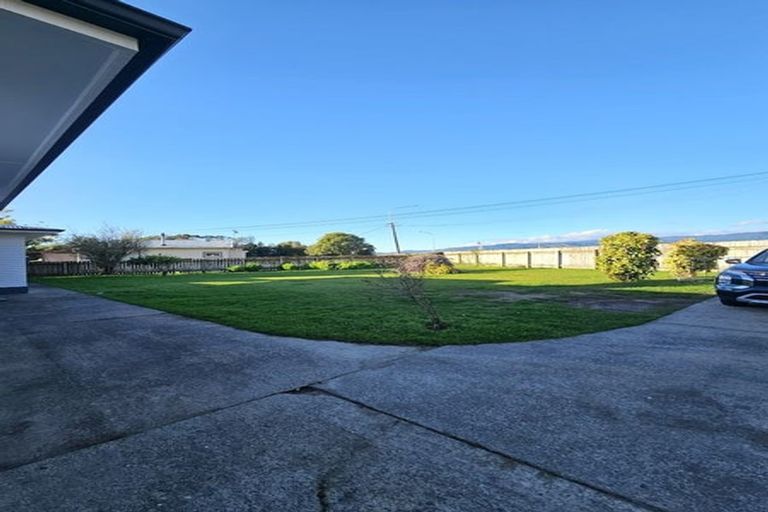 Photo of property in 903 State Highway 1, Te Horo, Otaki, 5581