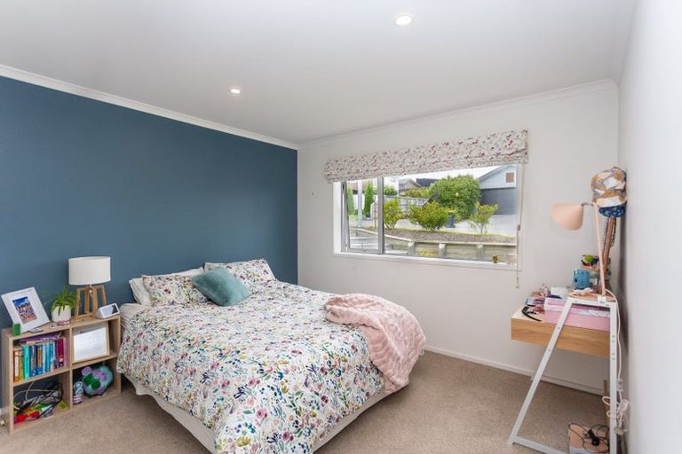 Photo of property in 5 Dove Grove, Westmorland, Christchurch, 8025