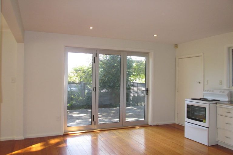 Photo of property in 1/139 Totara Street, Riccarton, Christchurch, 8041