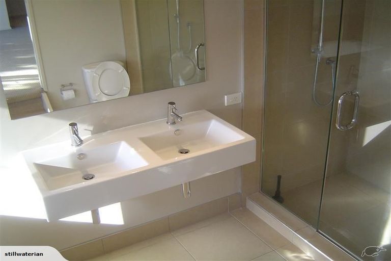 Photo of property in 195b Browns Bay Road, Browns Bay, Auckland, 0630