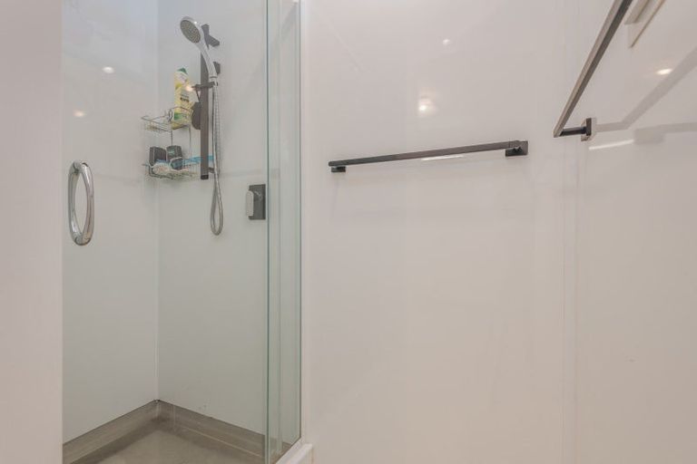 Photo of property in 43 Normanby Street, Woodville, 4920