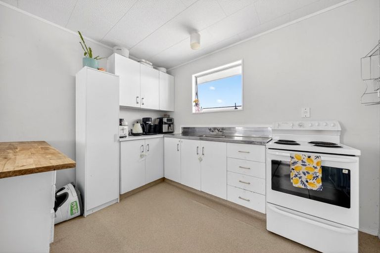 Photo of property in 5 Newland Place, Masterton, 5810