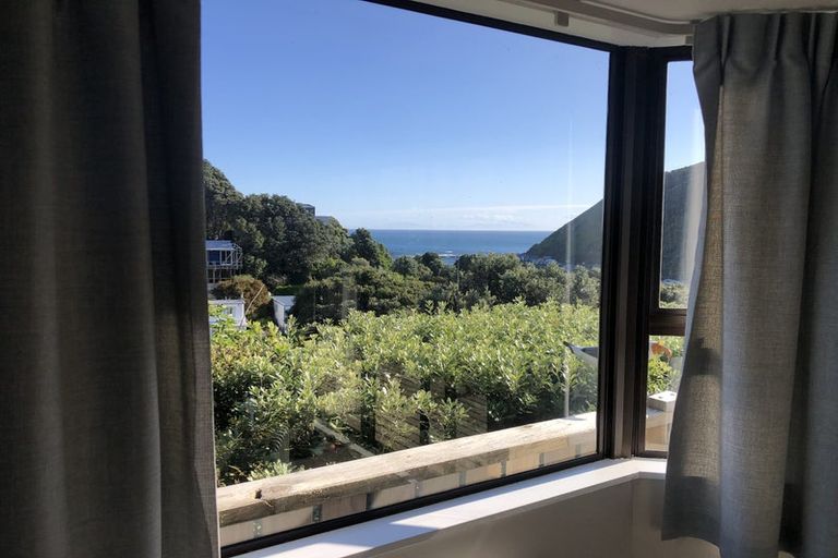 Photo of property in 1 Teme Way, Island Bay, Wellington, 6023