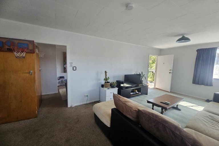 Photo of property in 1/728 Fergusson Drive, Elderslea, Upper Hutt, 5018