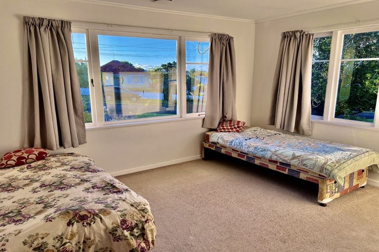 Photo of property in 16 Ambler Avenue, Glen Eden, Auckland, 0602