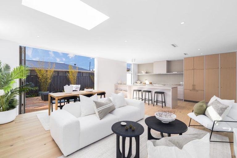 Photo of property in 3 Wiggins Street, Sumner, Christchurch, 8081