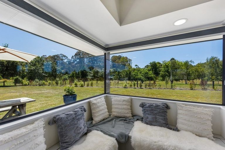 Photo of property in 11 Horton Road, Tasman, Upper Moutere, 7173