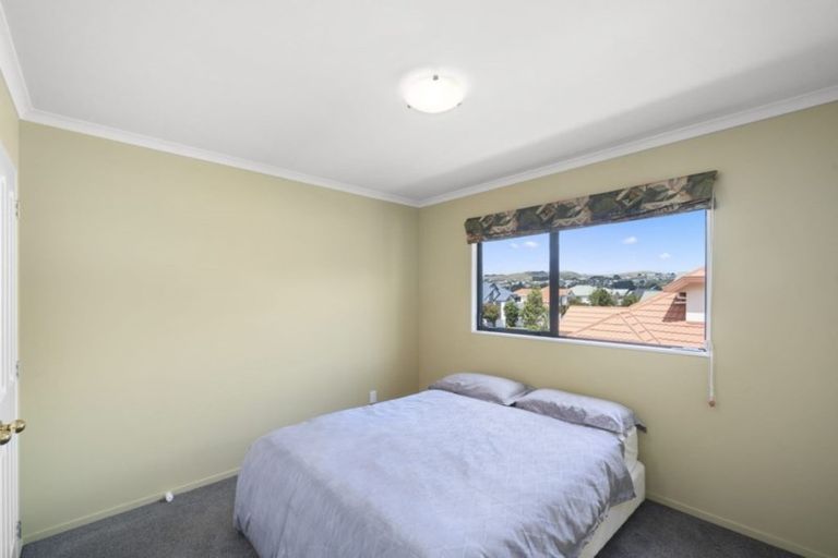 Photo of property in 23 Amesbury Drive, Churton Park, Wellington, 6037