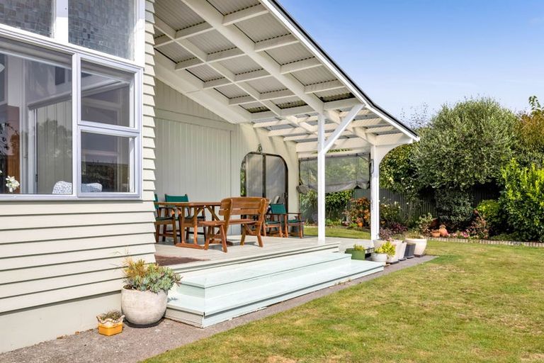 Photo of property in 30a Disraeli Street, Hawera, 4610