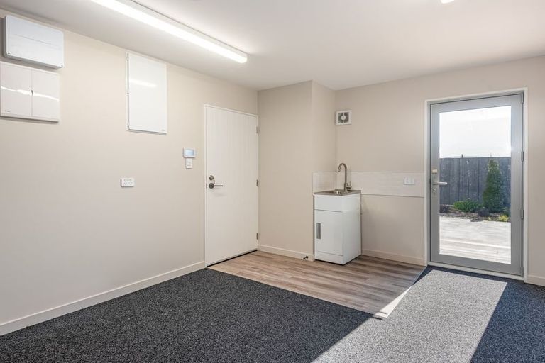 Photo of property in 5 Kakapo Lane, Redwood, Christchurch, 8051