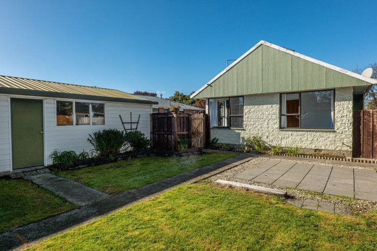 Photo of property in 10 Masham Road, Broomfield, Christchurch, 8042