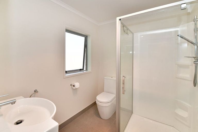 Photo of property in 1333 Whangaparaoa Road, Army Bay, Whangaparaoa, 0930