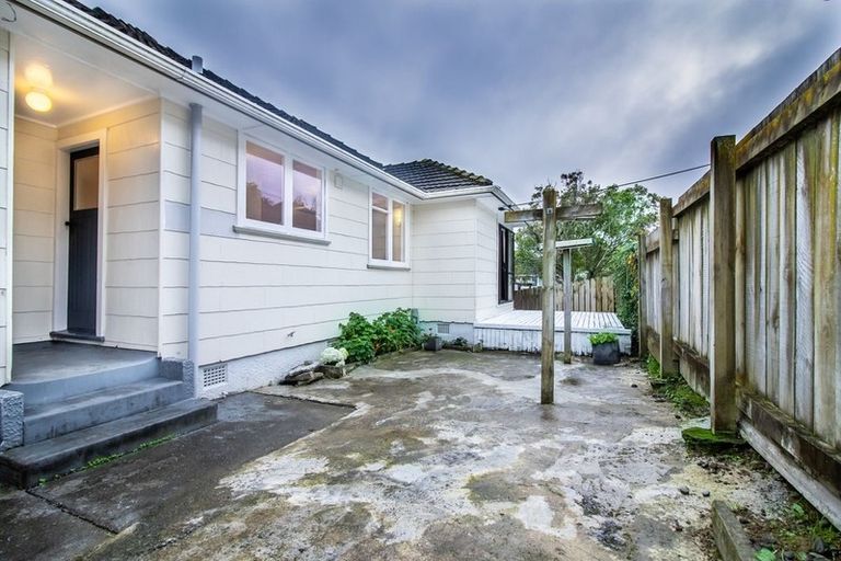Photo of property in 104 Mckillop Street, Ranui, Porirua, 5024