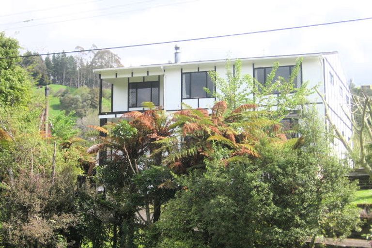 Photo of property in 6 Okareka Loop Road, Lake Okareka, Rotorua, 3076