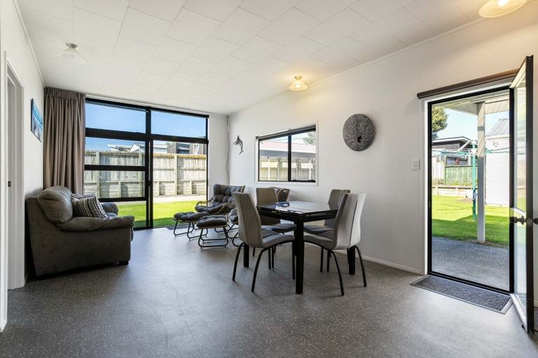 Photo of property in 205 Tamaki Road, Whangamata, 3620