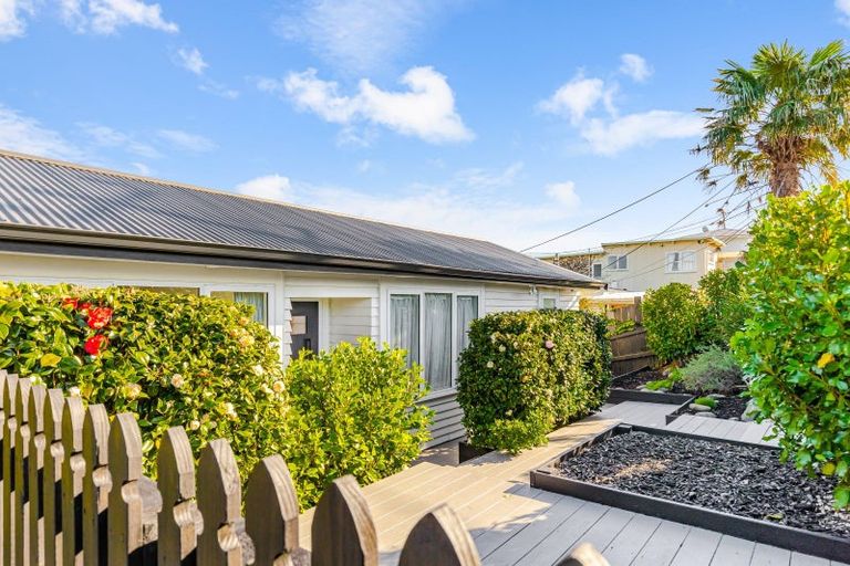 Photo of property in 36 Waipa Street, Birkenhead, Auckland, 0626