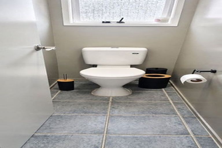 Photo of property in 10 Karen Crescent, Dinsdale, Hamilton, 3204
