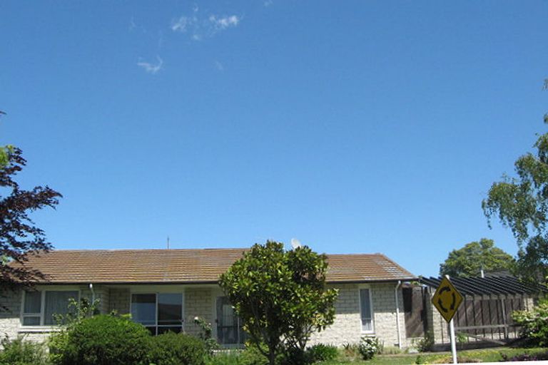 Photo of property in 85 Dunbarton Street, Redwood, Christchurch, 8051