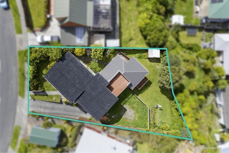 Photo of property in 29 Oakleigh Street, Maungaraki, Lower Hutt, 5010