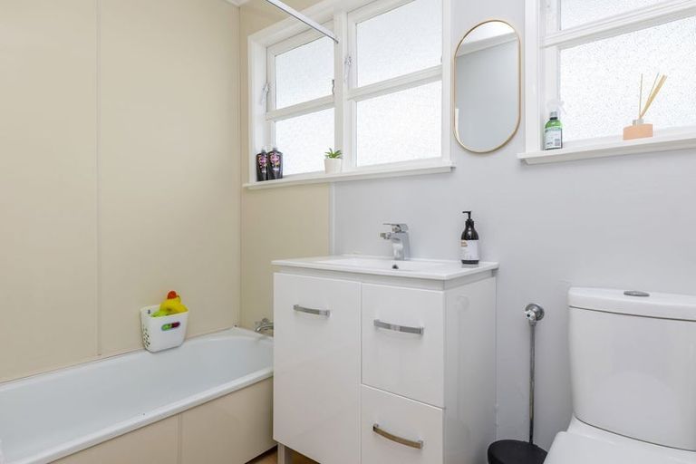 Photo of property in 35 Patikura Place, Turangi, 3334