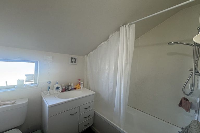 Photo of property in 10b Jones Crescent, Melville, Hamilton, 3206