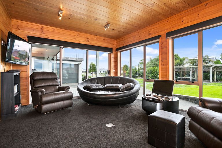 Photo of property in 7 Leeward Drive, Whitianga, 3510