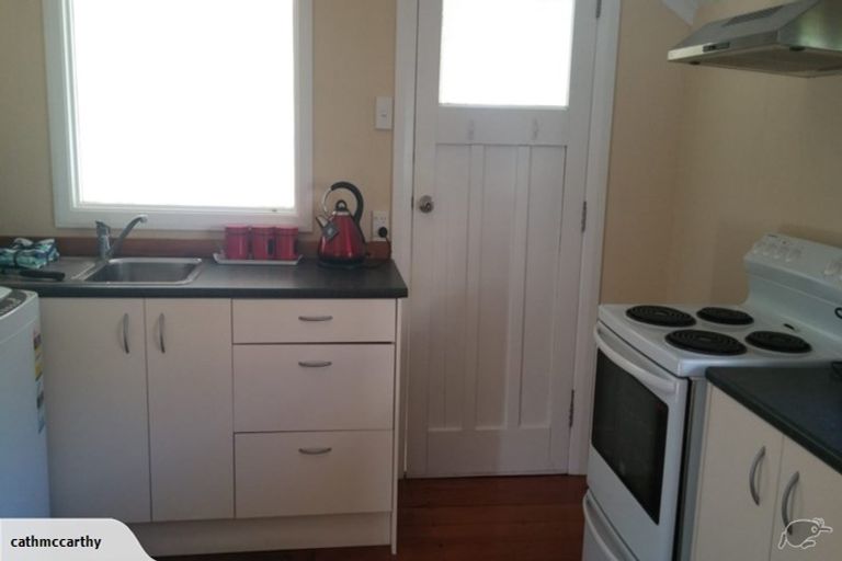 Photo of property in 81 Elizabeth Street, Mount Victoria, Wellington, 6011