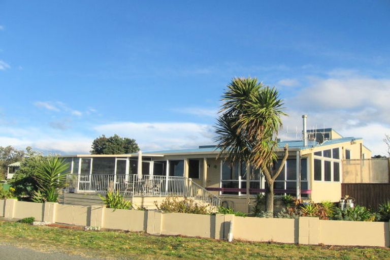 Photo of property in 67 Le Quesne Road, Bay View, Napier, 4104