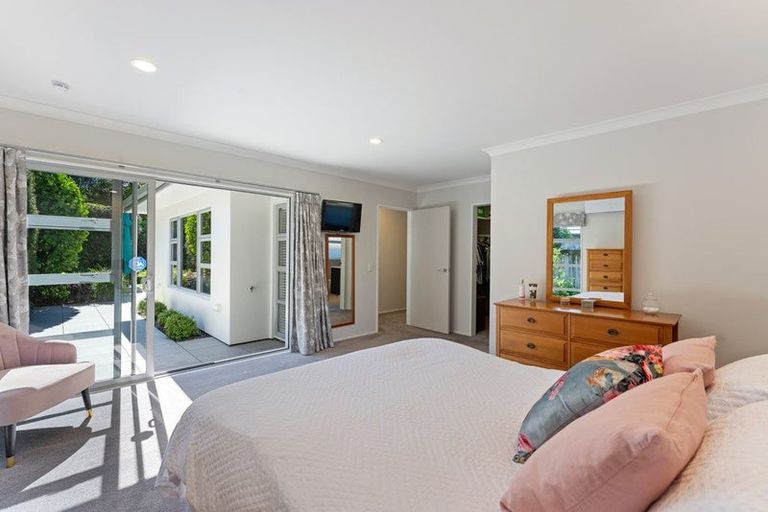 Photo of property in 19 Hurunui Street, Waikanae, 5036